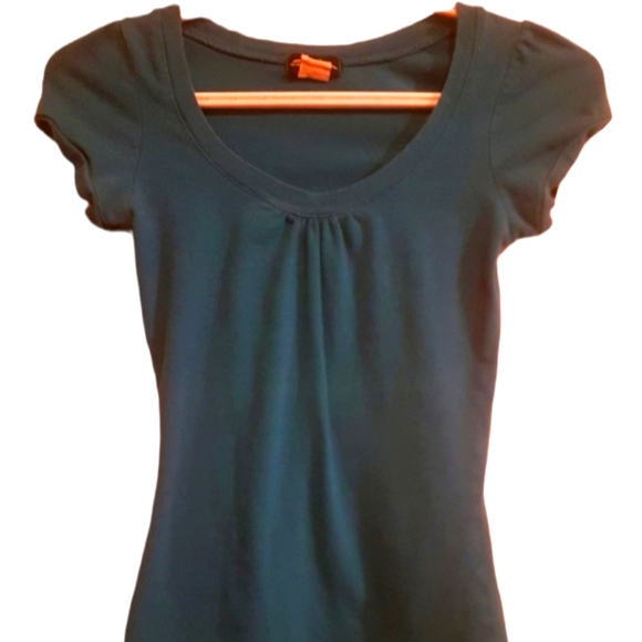 👚 Seductions Cyan Short Sleeve Top - Picture 1 of 7